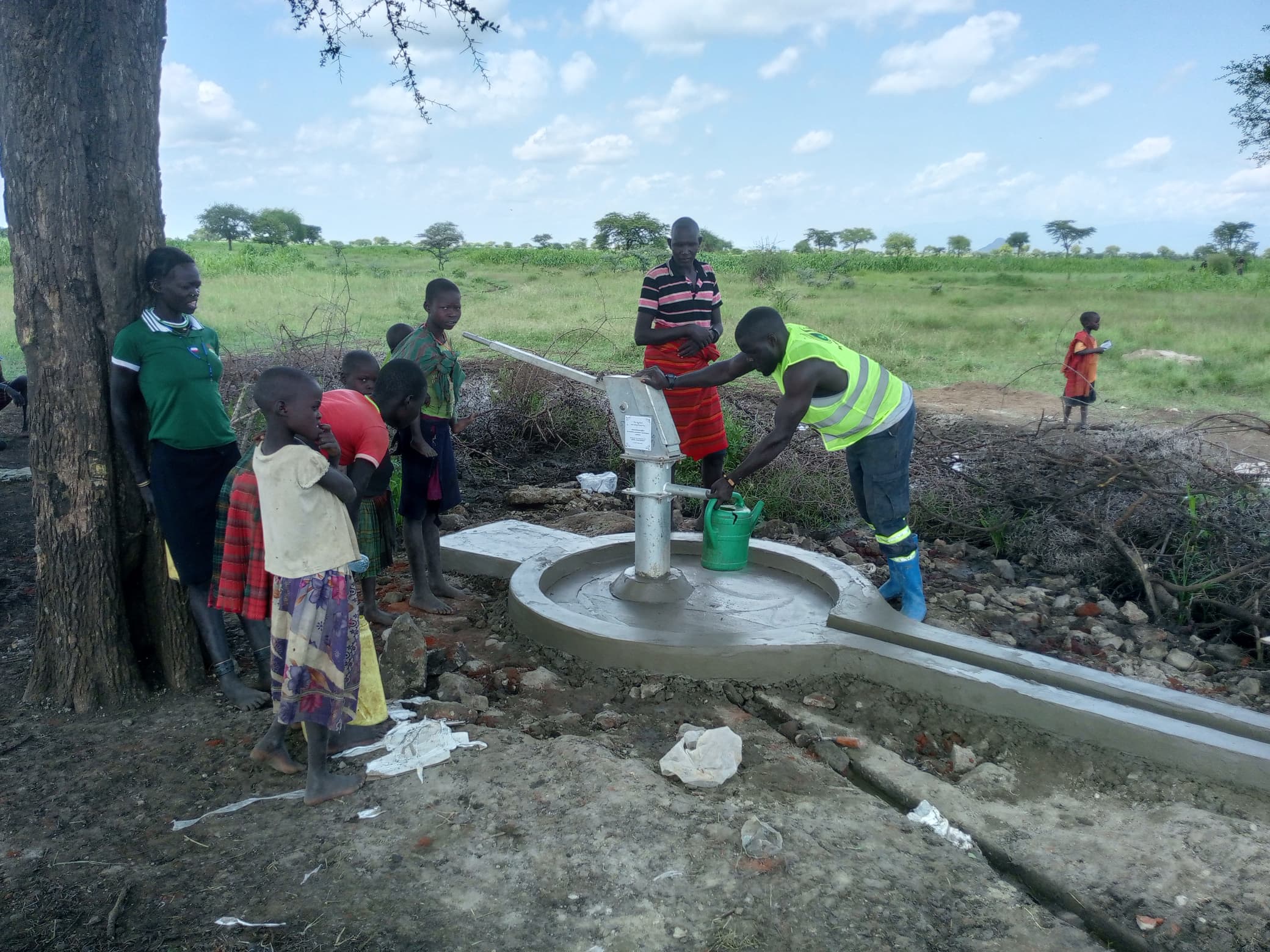 Das Wasser kann durch eine Rinne laufen (c) MZ Das Wasser kann durch eine Rinne laufen